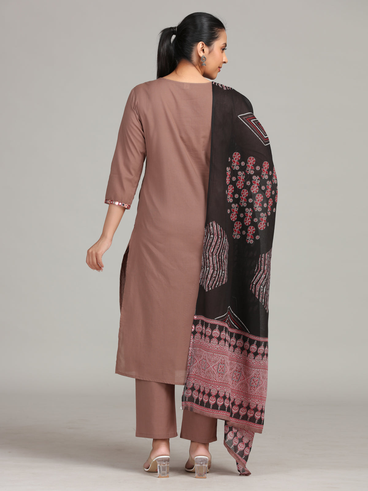 Dusty Rose Floral Embroidered Straight Cotton Ethnic Set - view 6
